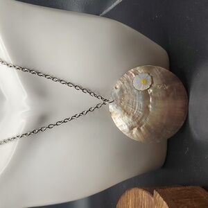 Hawaiian authentic mother of pearl shell necklace N3208 exotic beauty